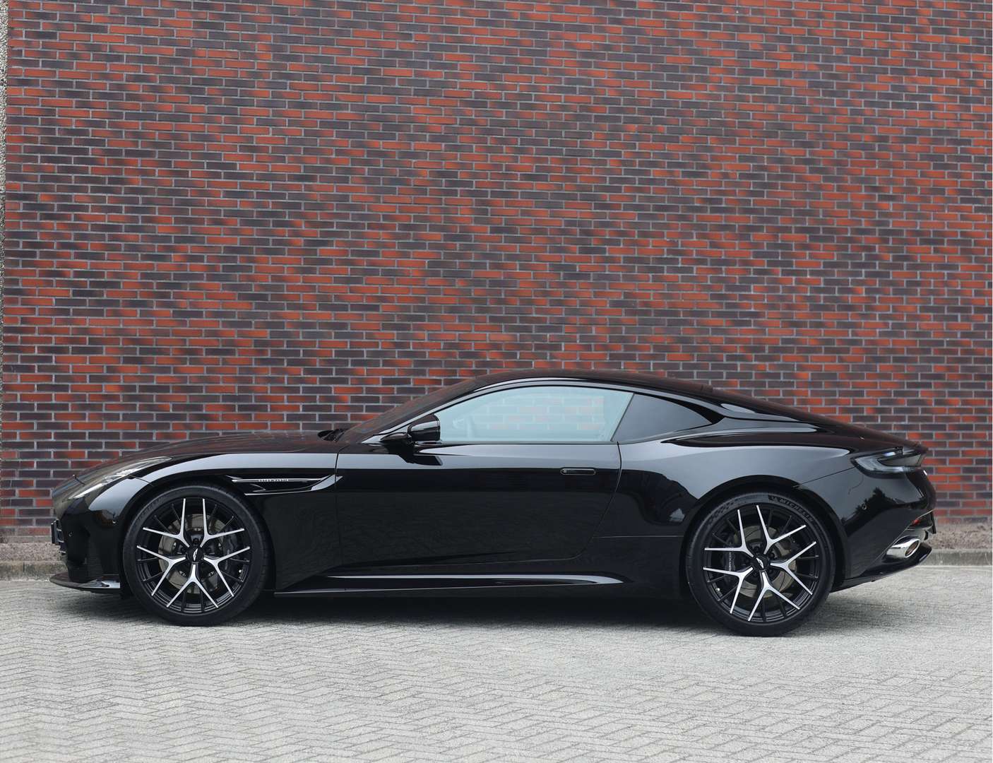 Aston Martin DB12 4.0 V8 - 2025 - Joinsteer - #14