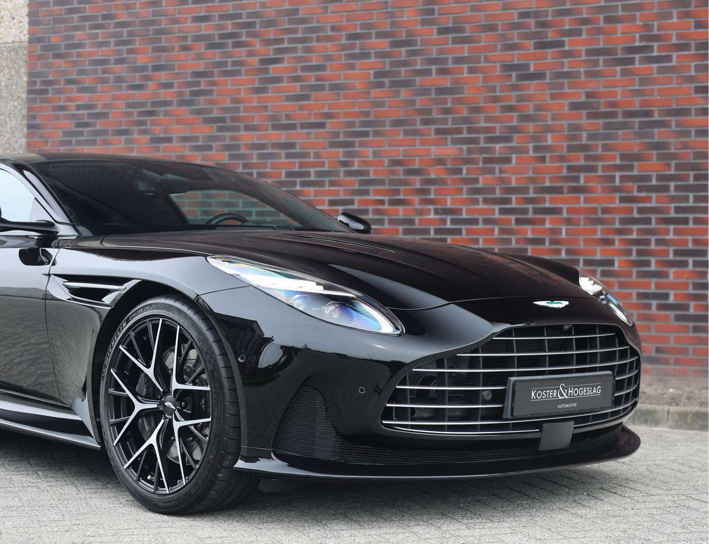 Aston Martin DB12 4.0 V8 - 2025 - Joinsteer - #17