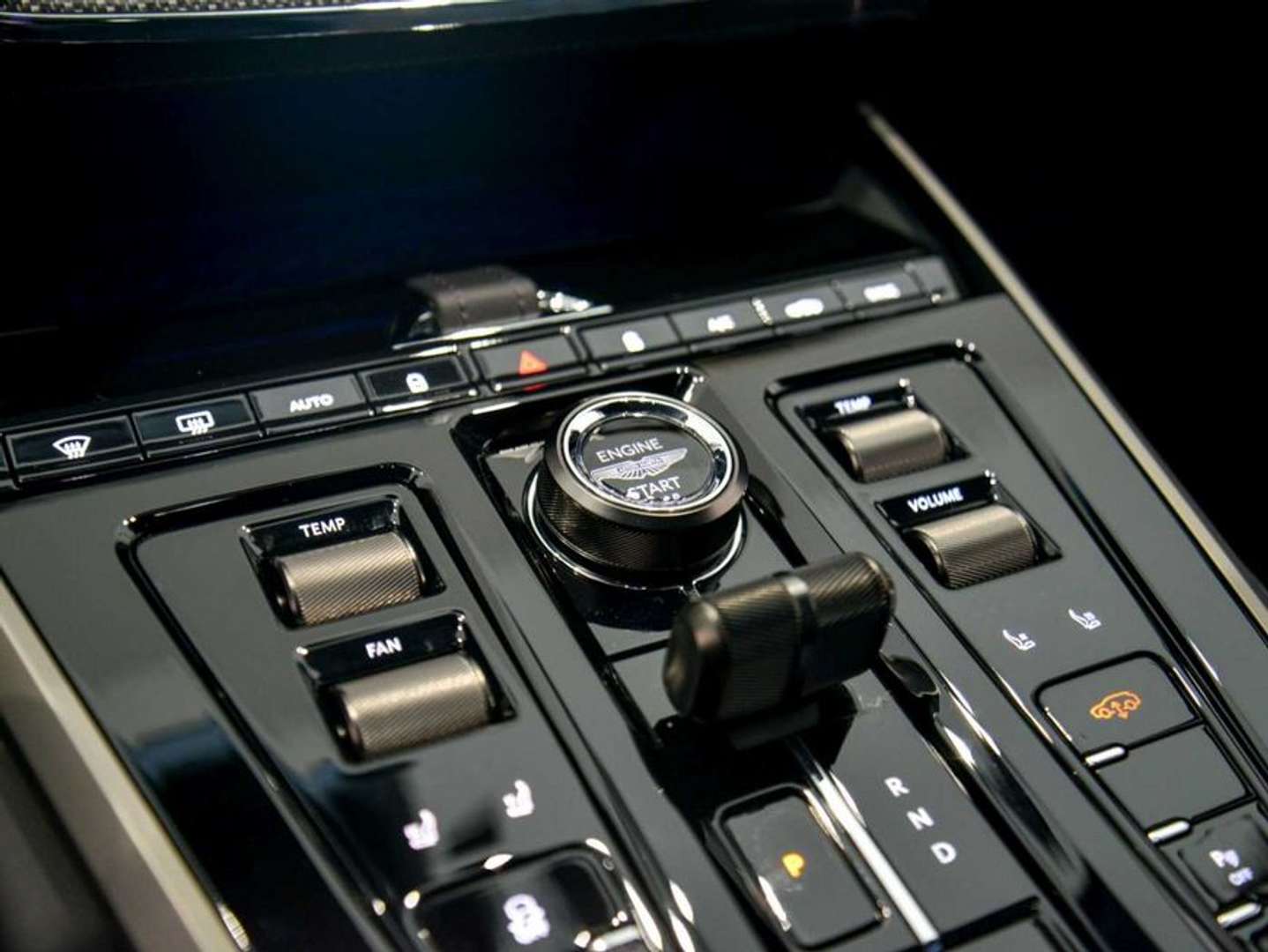 Aston Martin DBX 707 MJ 25 - 2025 - Joinsteer - #17