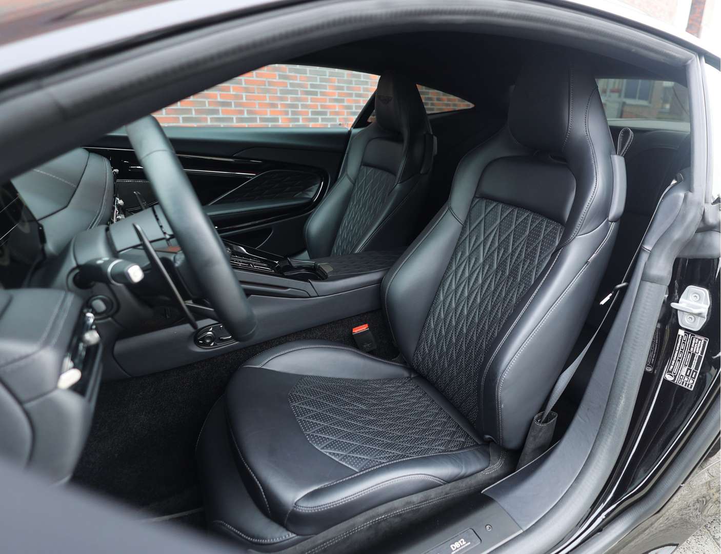 Aston Martin DB12 4.0 V8 - 2025 - Joinsteer - #22