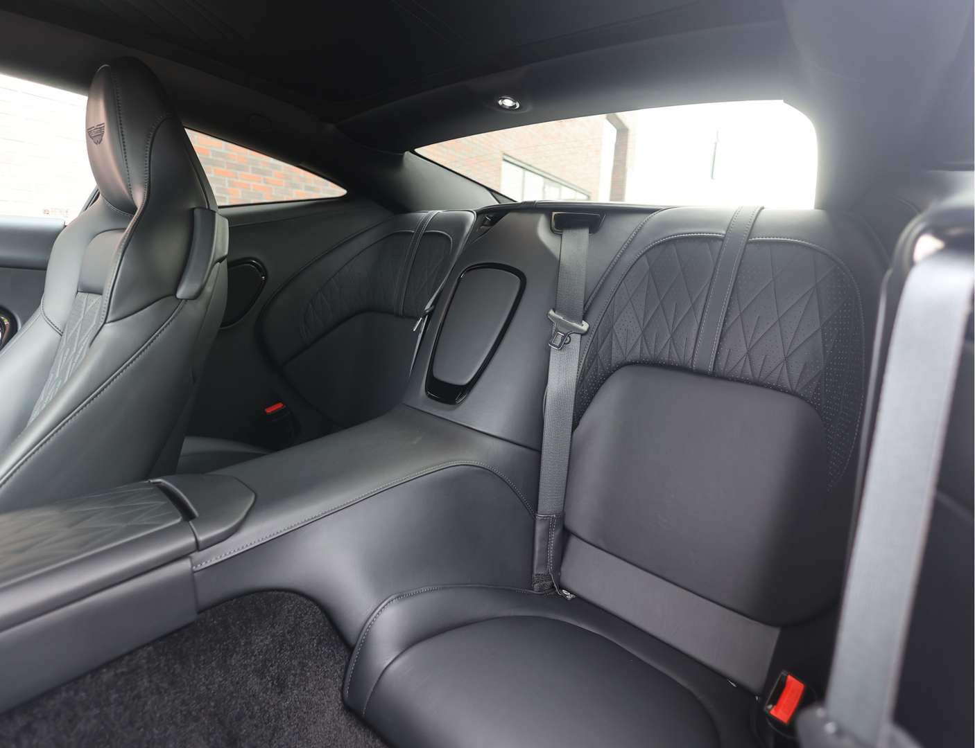 Aston Martin DB12 4.0 V8 - 2025 - Joinsteer - #25