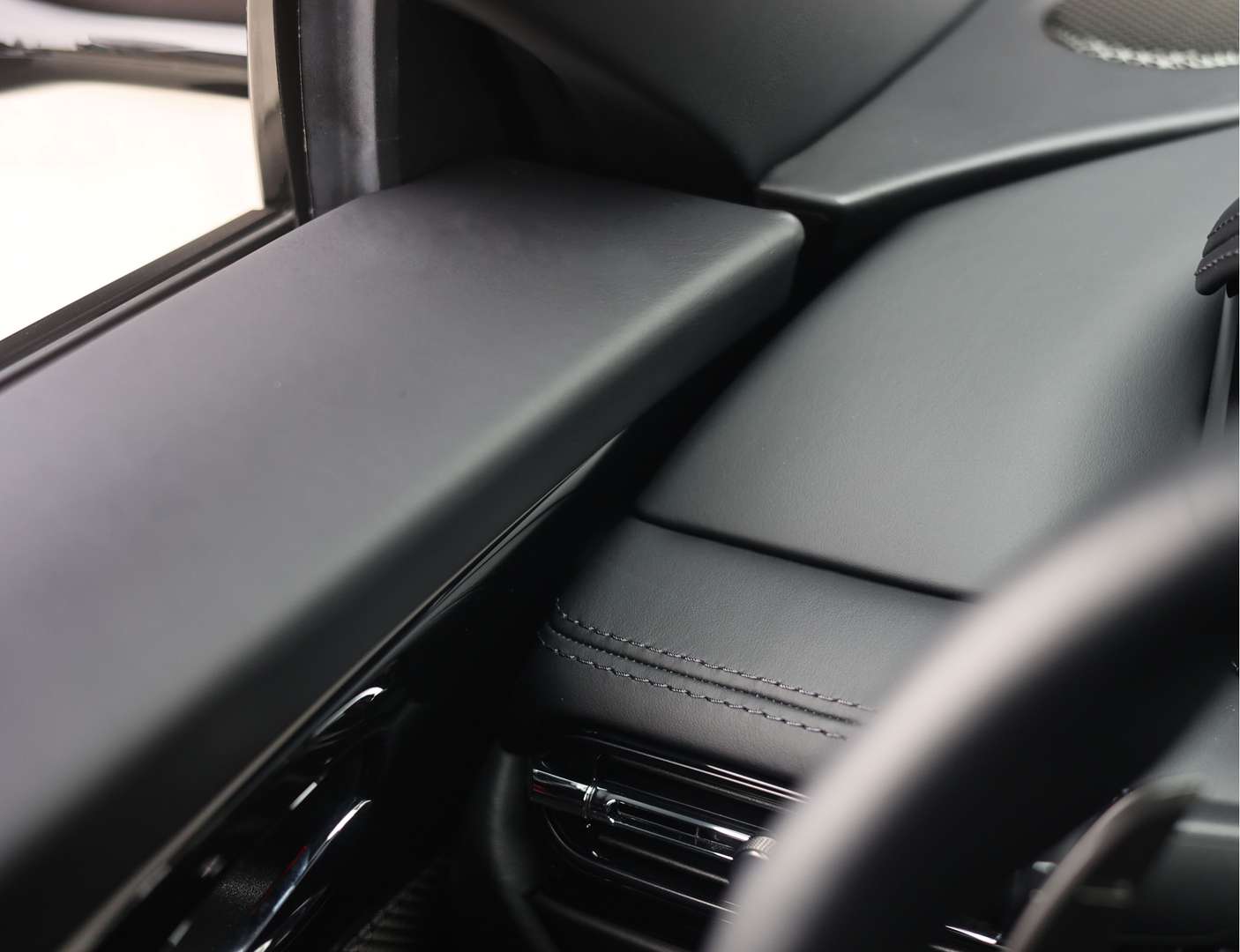 Aston Martin DB12 4.0 V8 - 2025 - Joinsteer - #30
