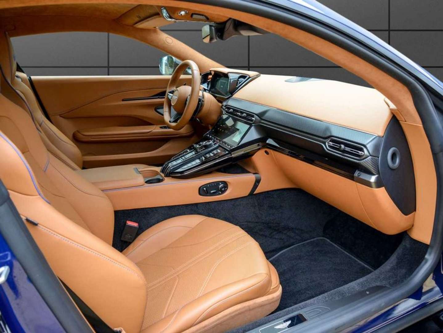 Aston Martin Vantage Coupe V8 NG - 2024 - Joinsteer - #13