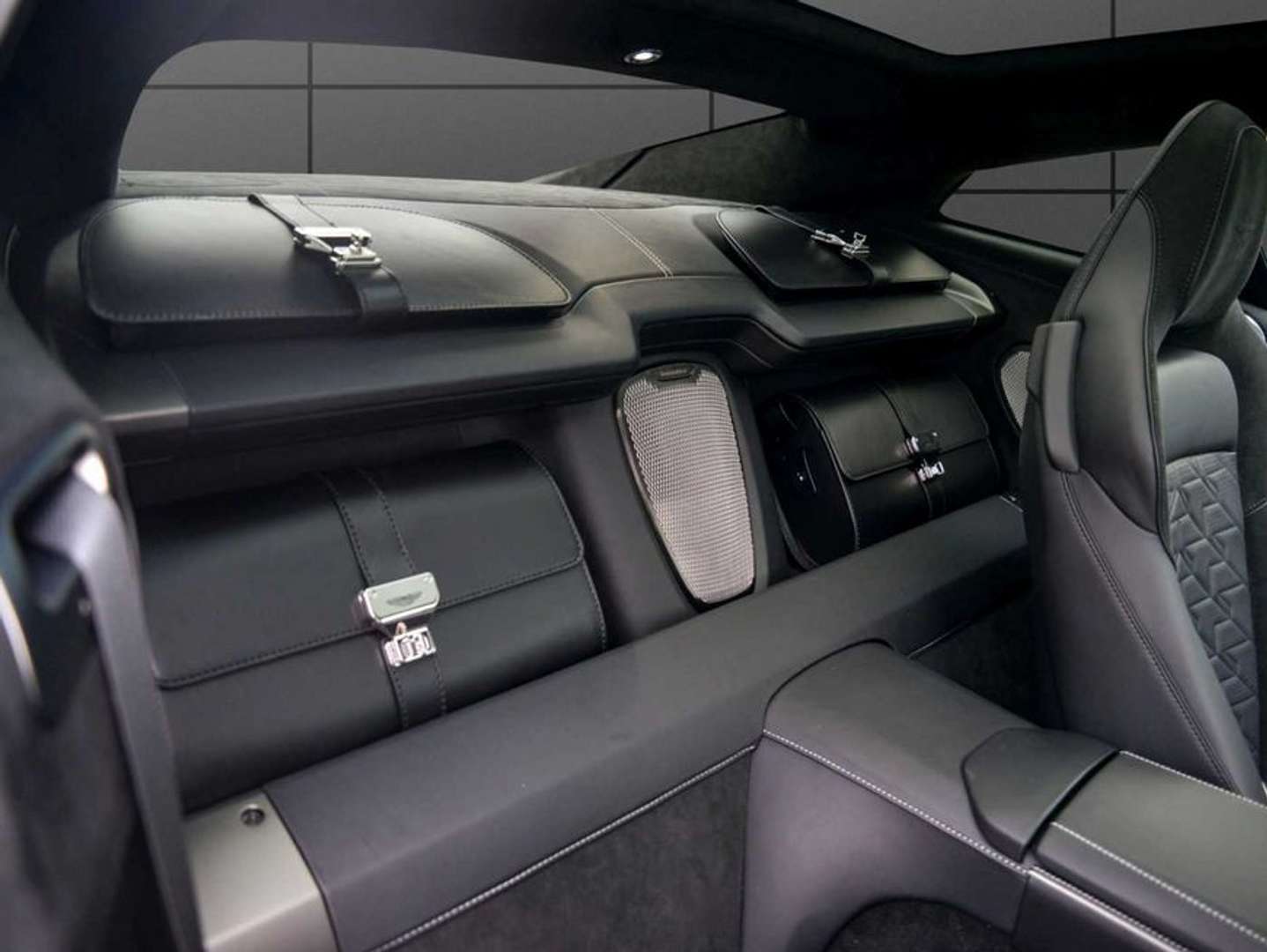 Aston Martin Vanquish Coupé - 2025 - Joinsteer - #20