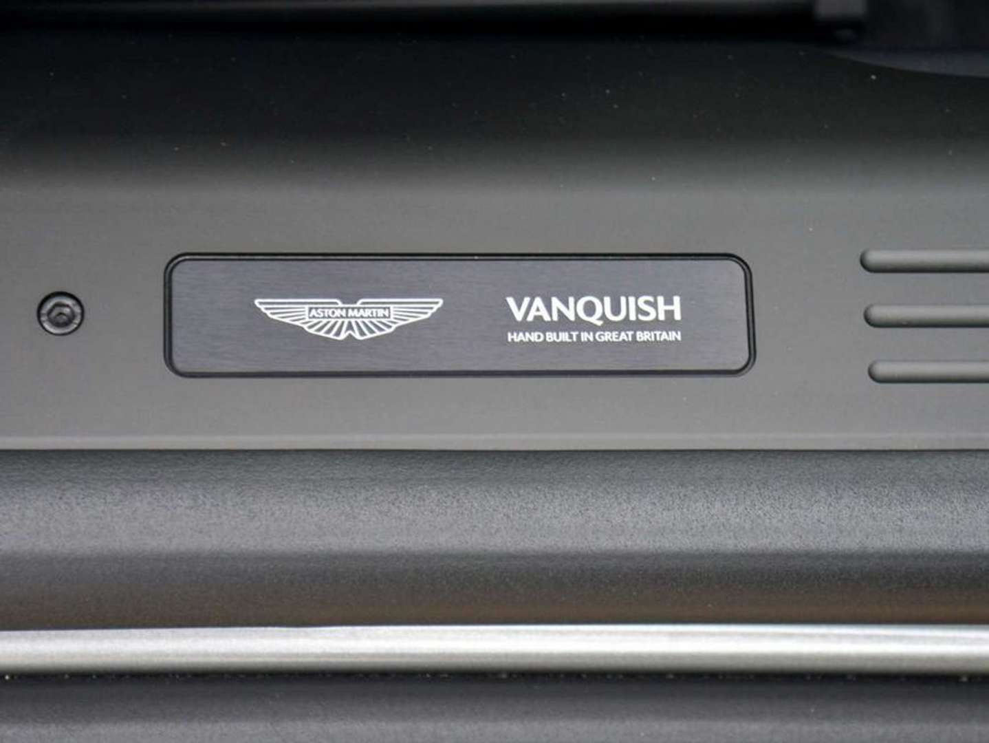 Aston Martin Vanquish Coupé - 2025 - Joinsteer - #21