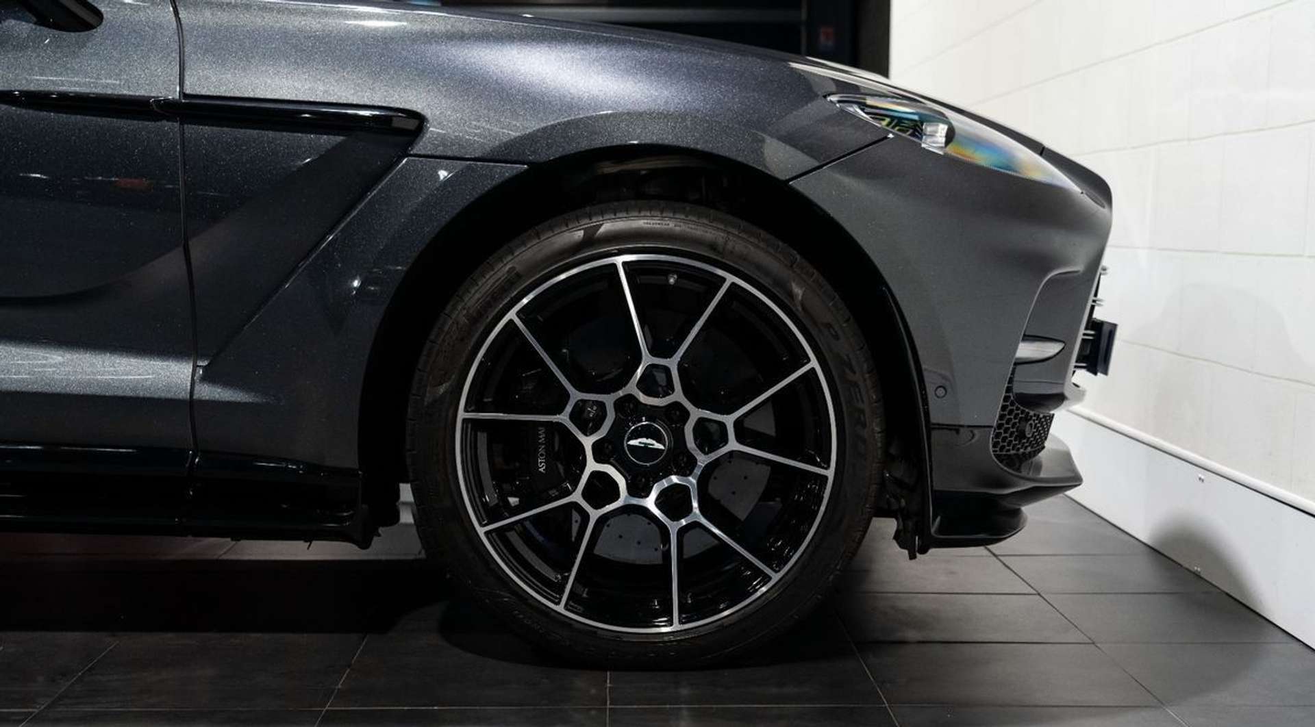 Aston Martin DBX 707 Black Pack - 2022 - Joinsteer - #7