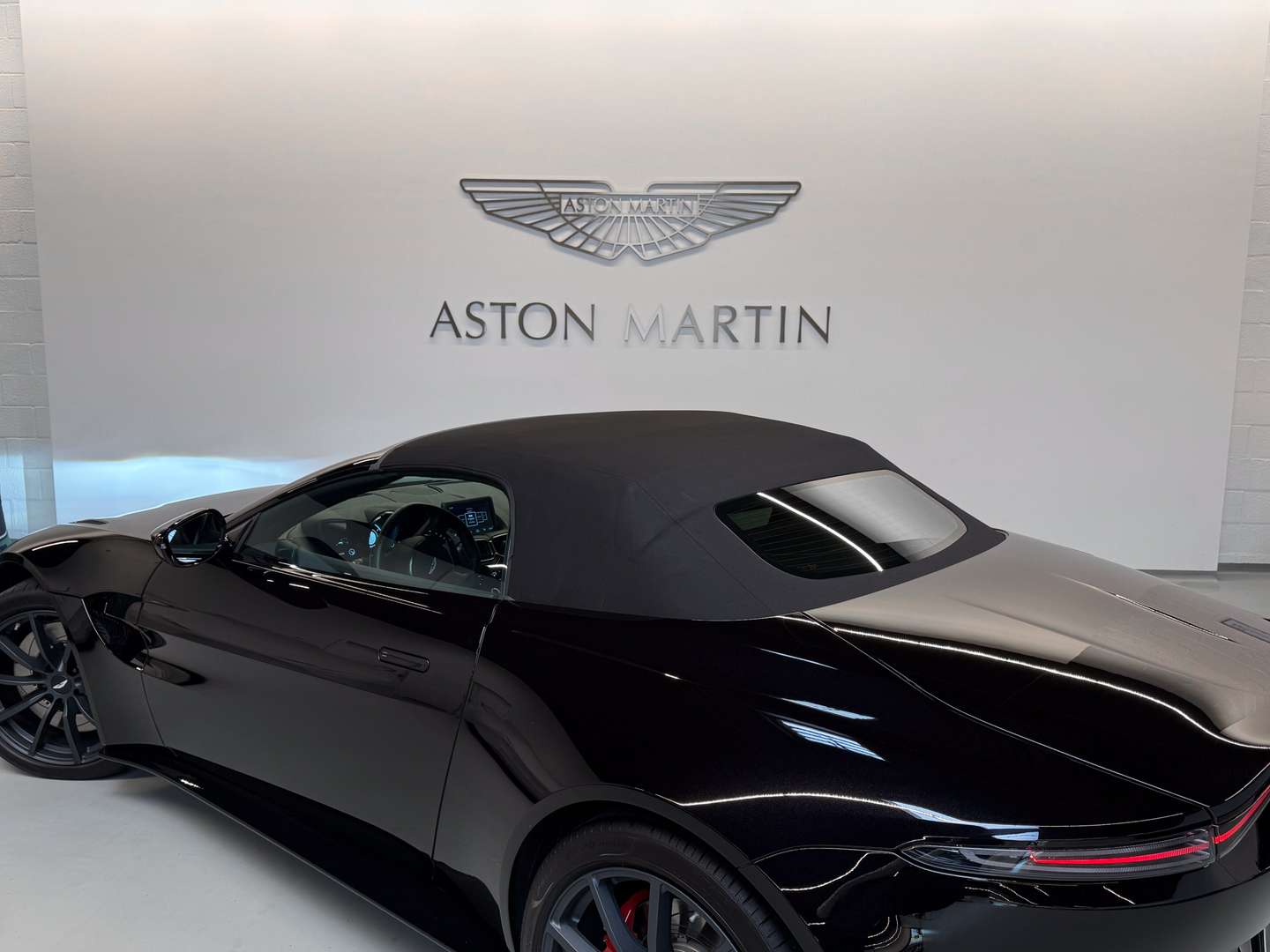 Aston Martin Vantage Roadster - 2023 - Joinsteer - #15