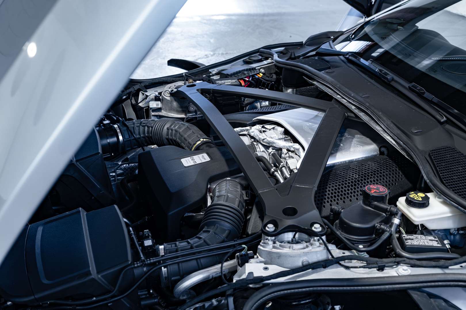 Aston Martin DB11 V8 - 2018 - Joinsteer - #6