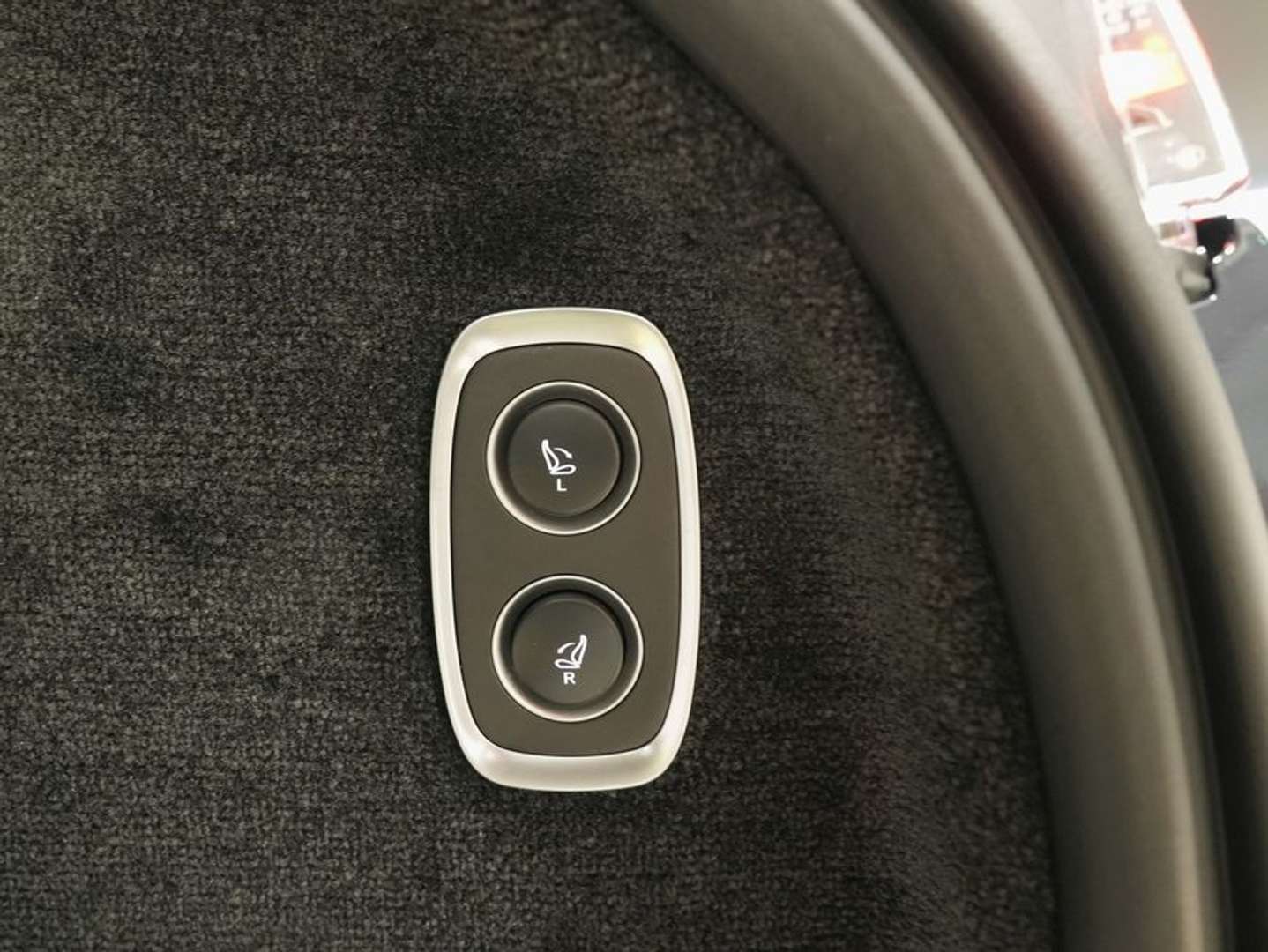 Aston Martin DBX DBX S - 2026 - Joinsteer - #28