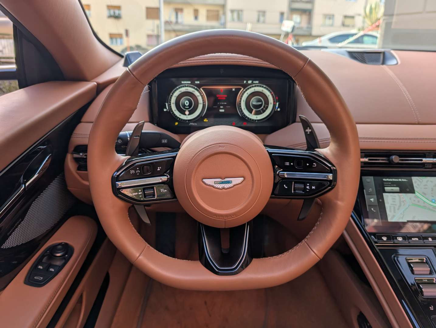 Aston Martin DB12 Volante 4.0 V8 Auto - 2024 - Joinsteer - #11