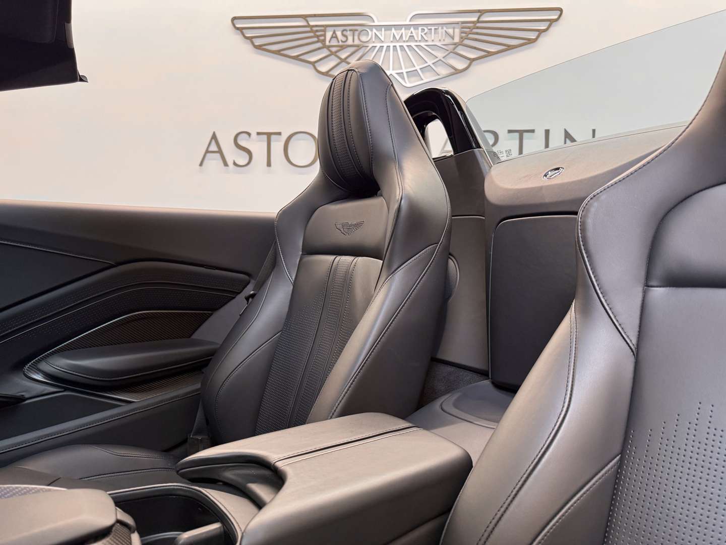 Aston Martin Vantage Roadster - 2023 - Joinsteer - #22