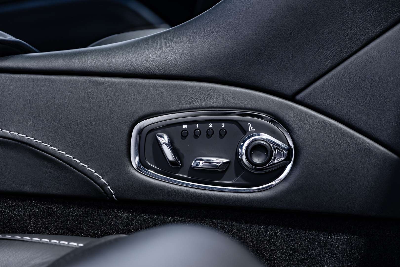 Aston Martin DB11 V8 - 2018 - Joinsteer - #29