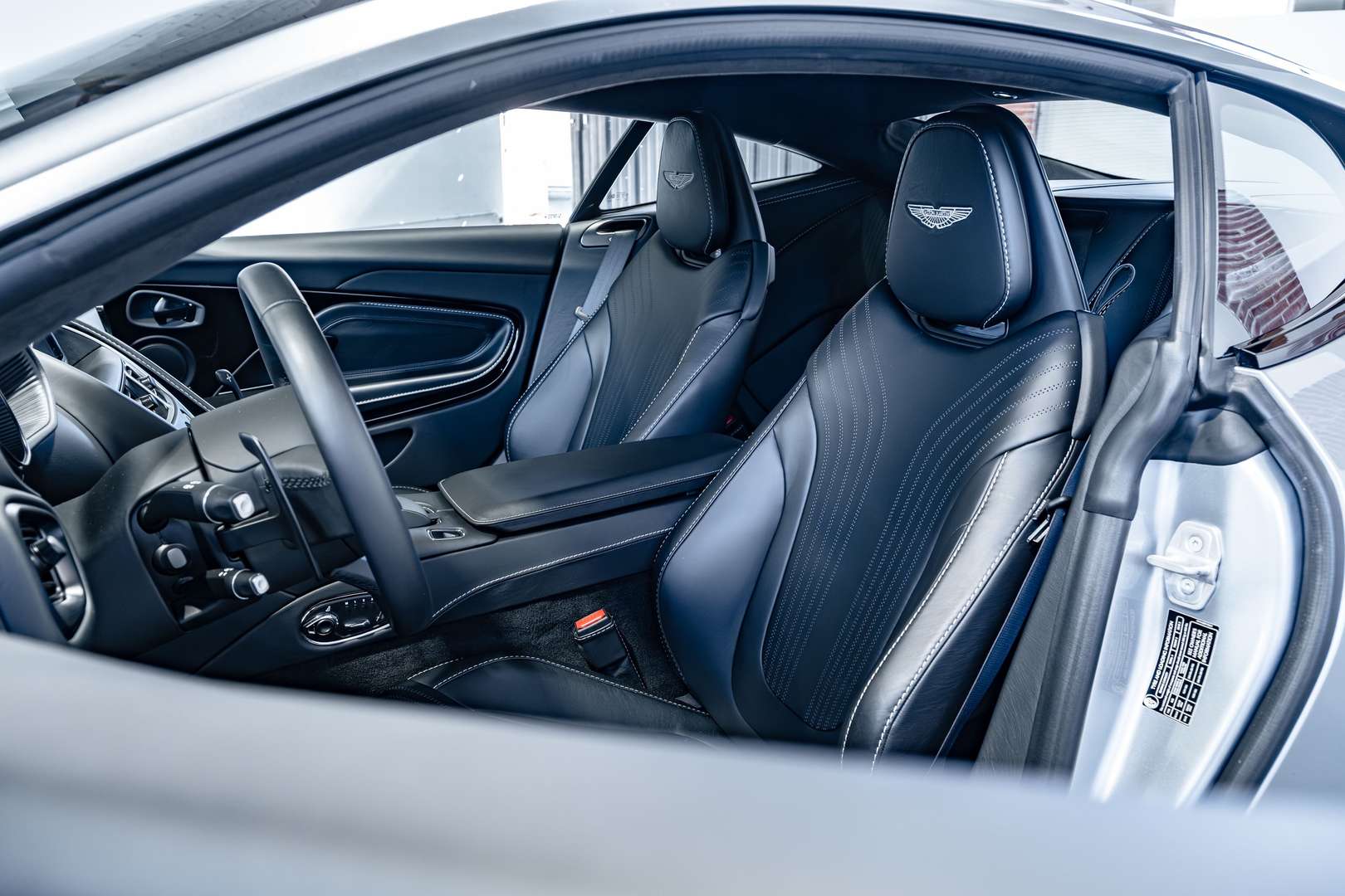 Aston Martin DB11 V8 - 2018 - Joinsteer - #30