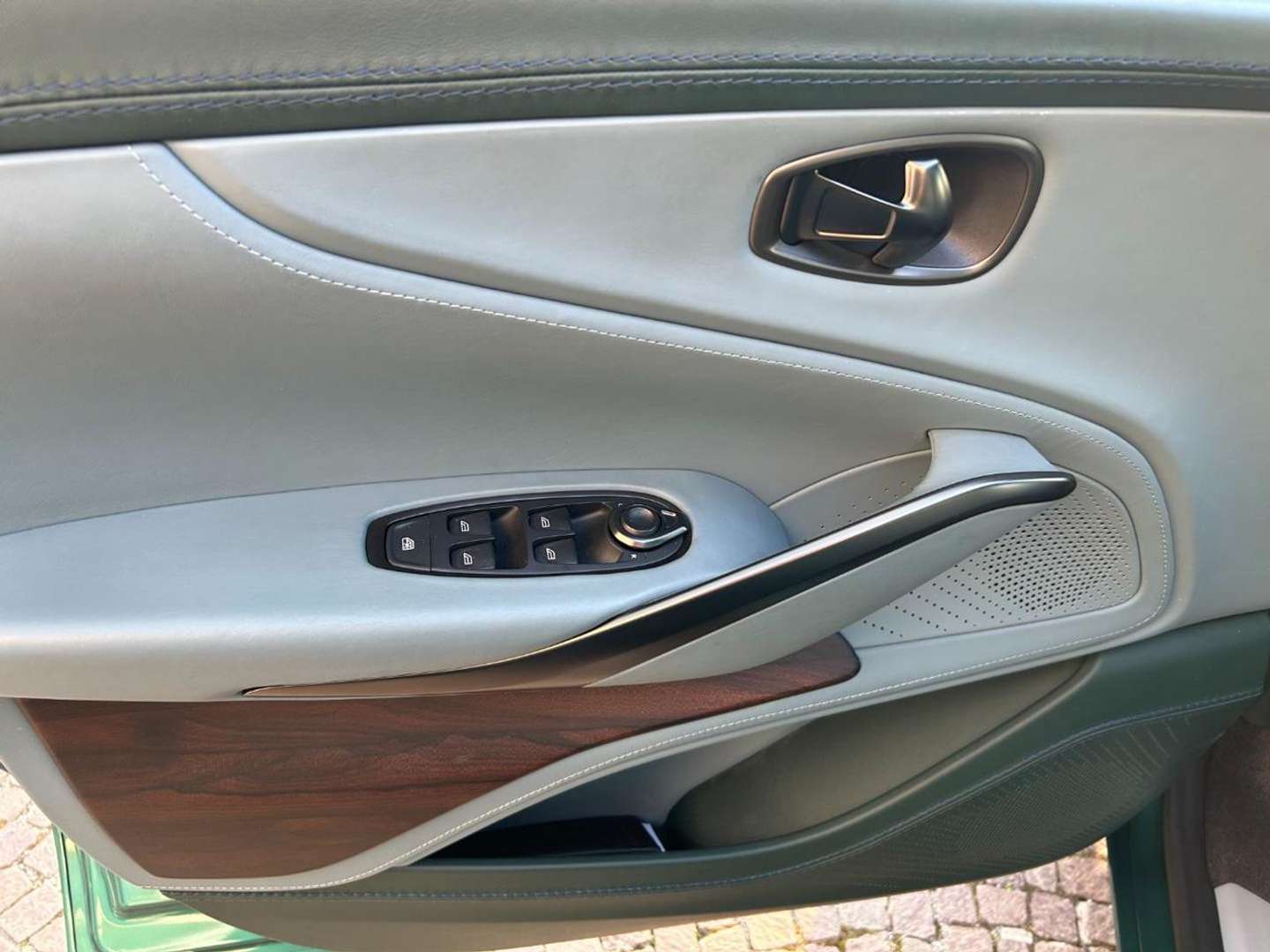 Aston Martin DBX - 2022 - Joinsteer - #16