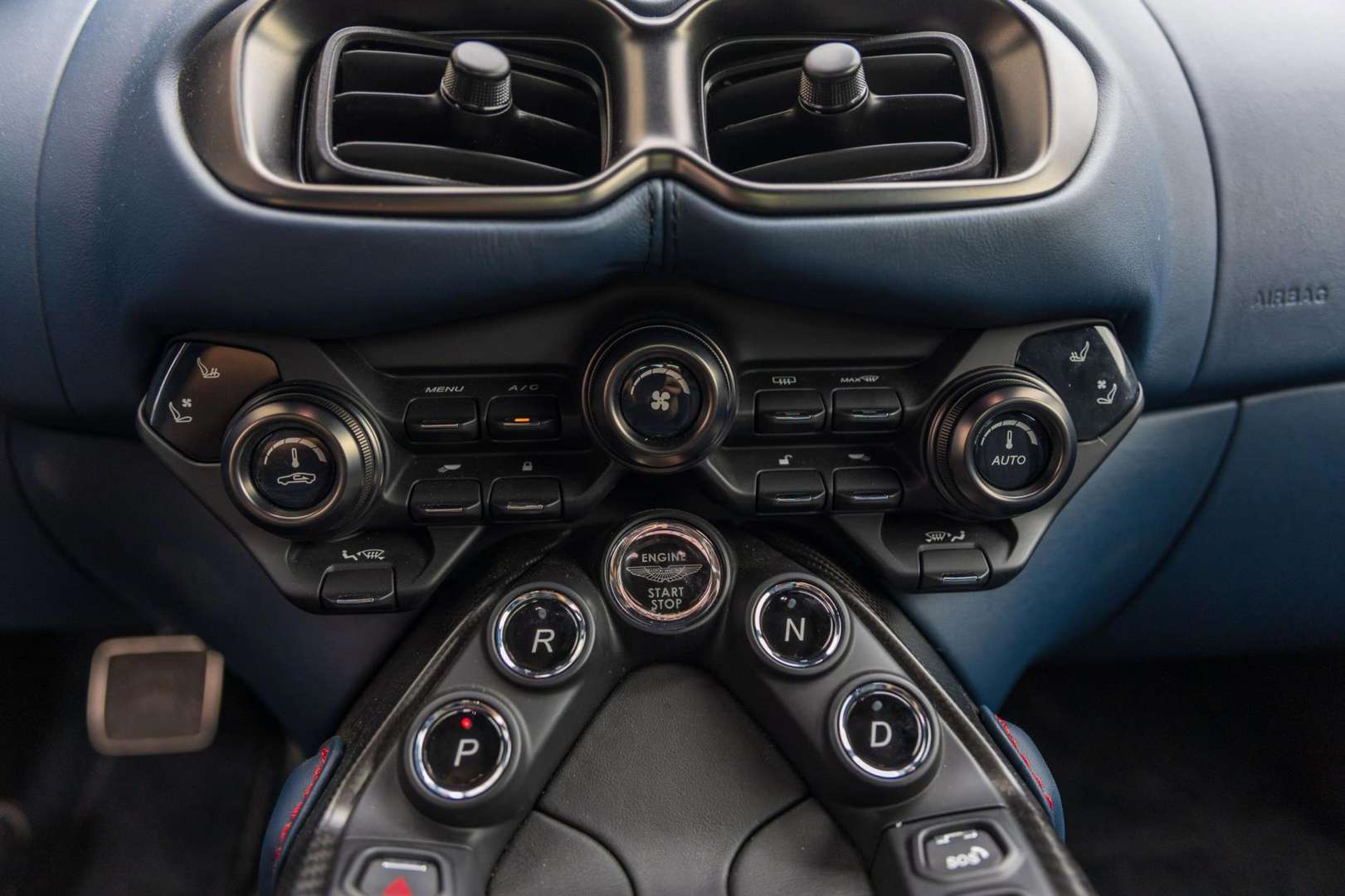 Aston Martin Vantage Roadster 4.0 V8 Concours - 2021 - Joinsteer - #36