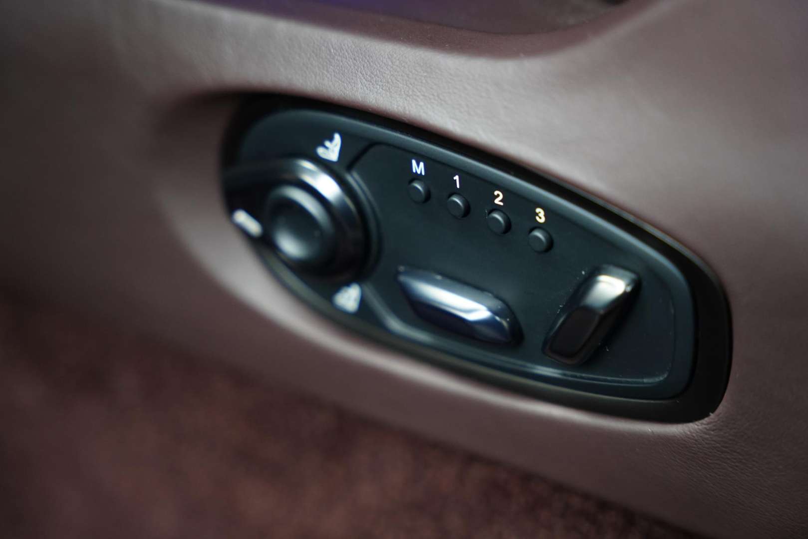 Aston Martin DB12 4.0 V8 - 2024 - Joinsteer - #19