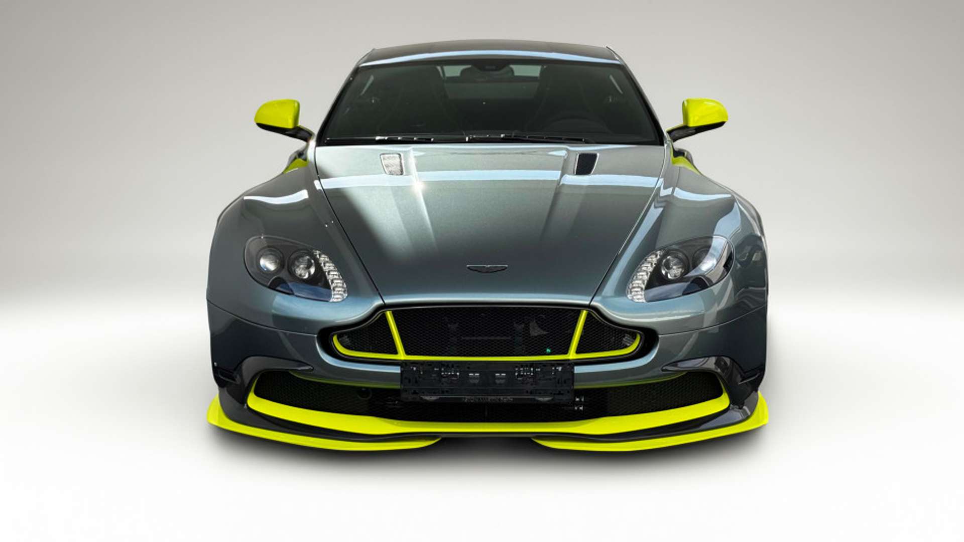 Aston Martin Vantage GT8 - 2026 - Joinsteer - #1
