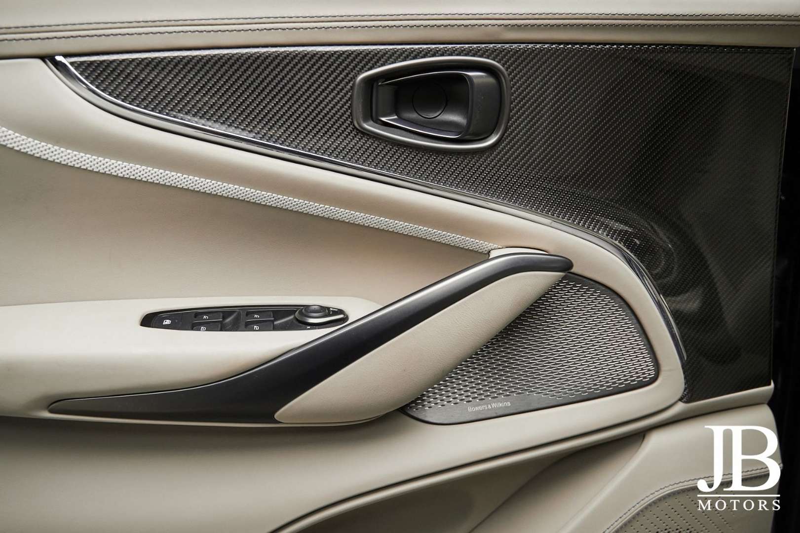 Aston Martin DBX 707 FACELIFT - 2025 - Joinsteer - #36