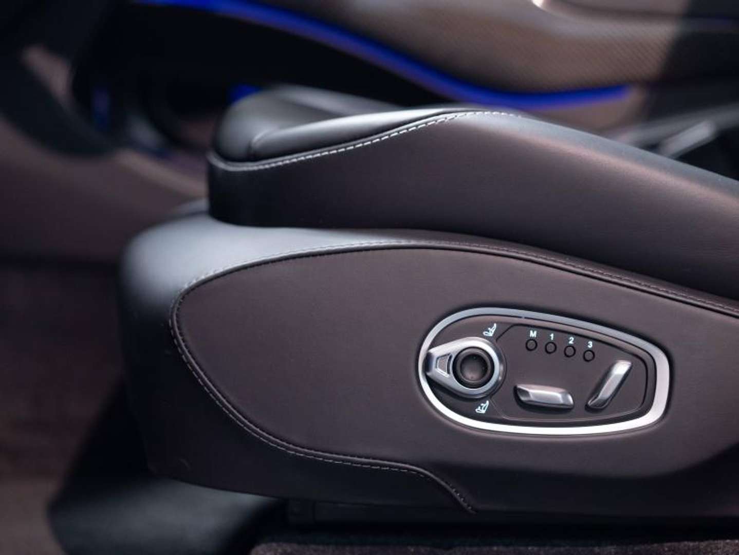 Aston Martin DBX 4.0 V8 Biturbo - 2025 - Joinsteer - #14