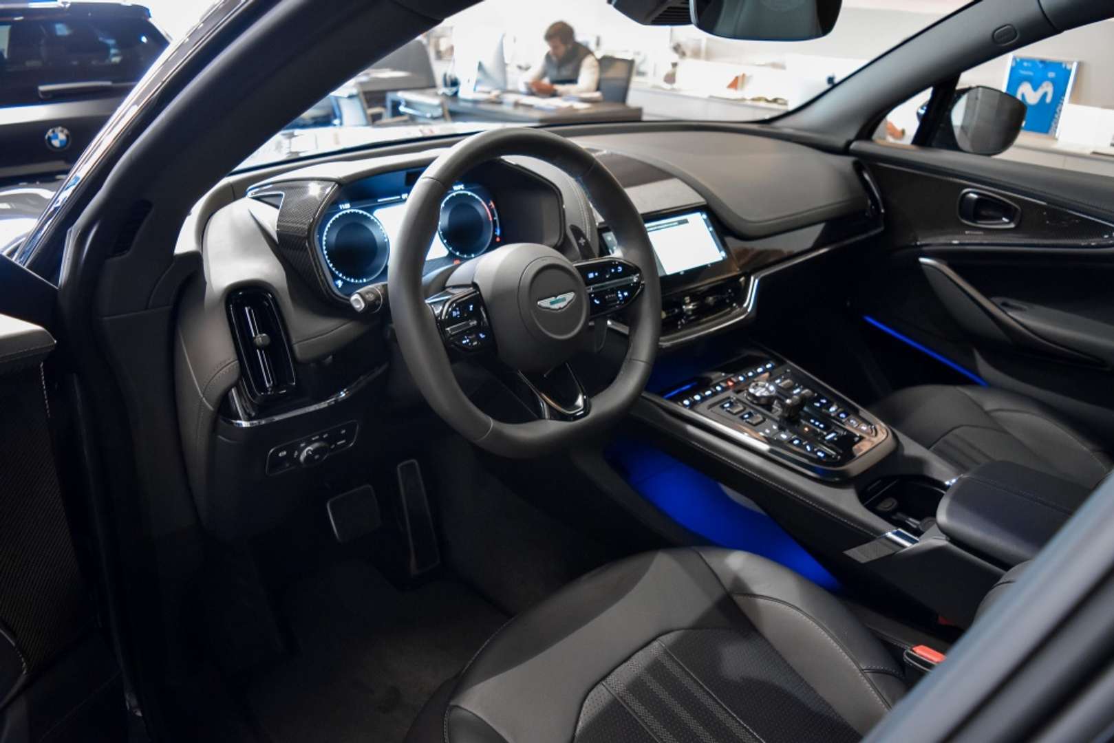 Aston Martin DBX 4.0 AWD - 2026 - Joinsteer - #3