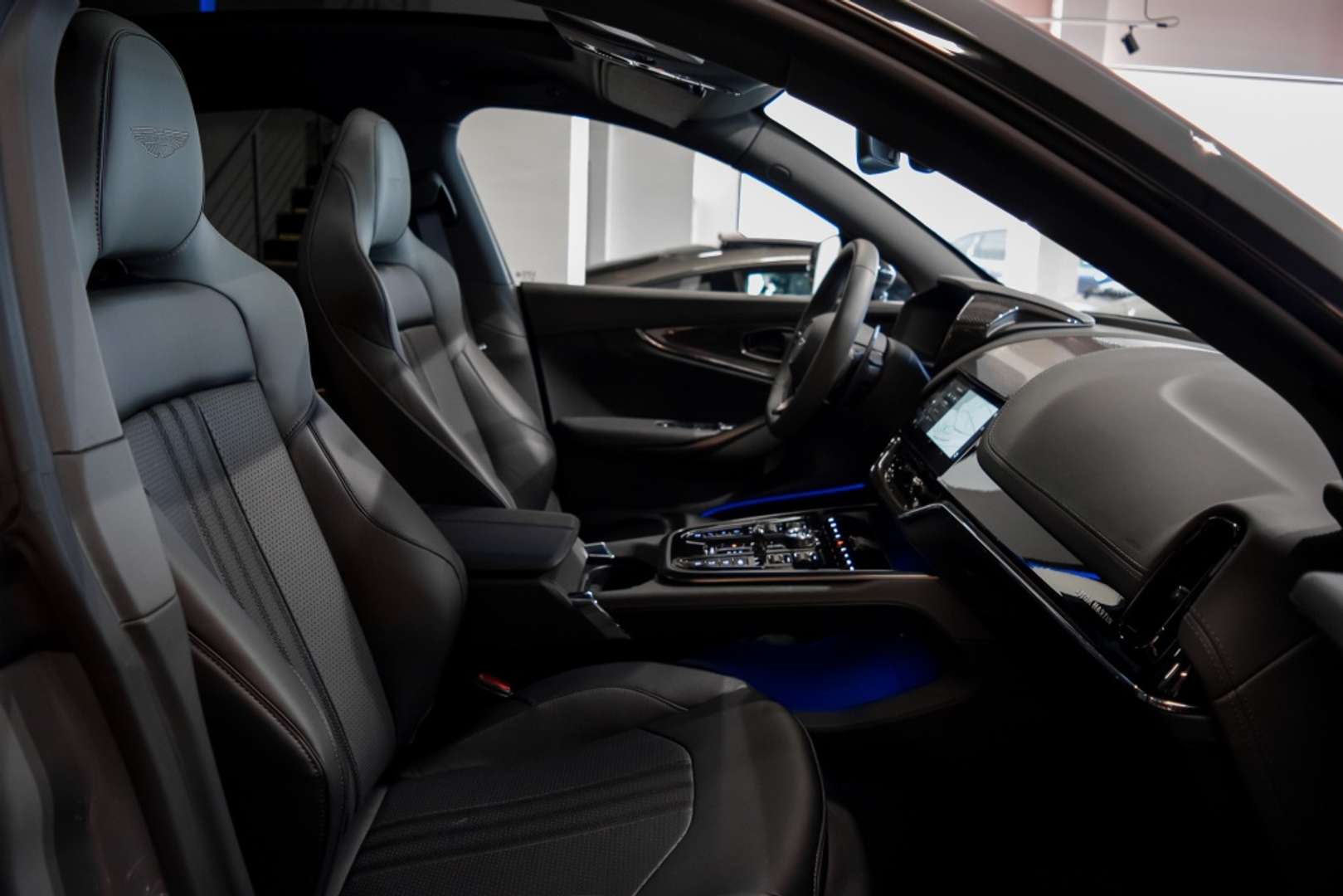 Aston Martin DBX 4.0 AWD - 2026 - Joinsteer - #6