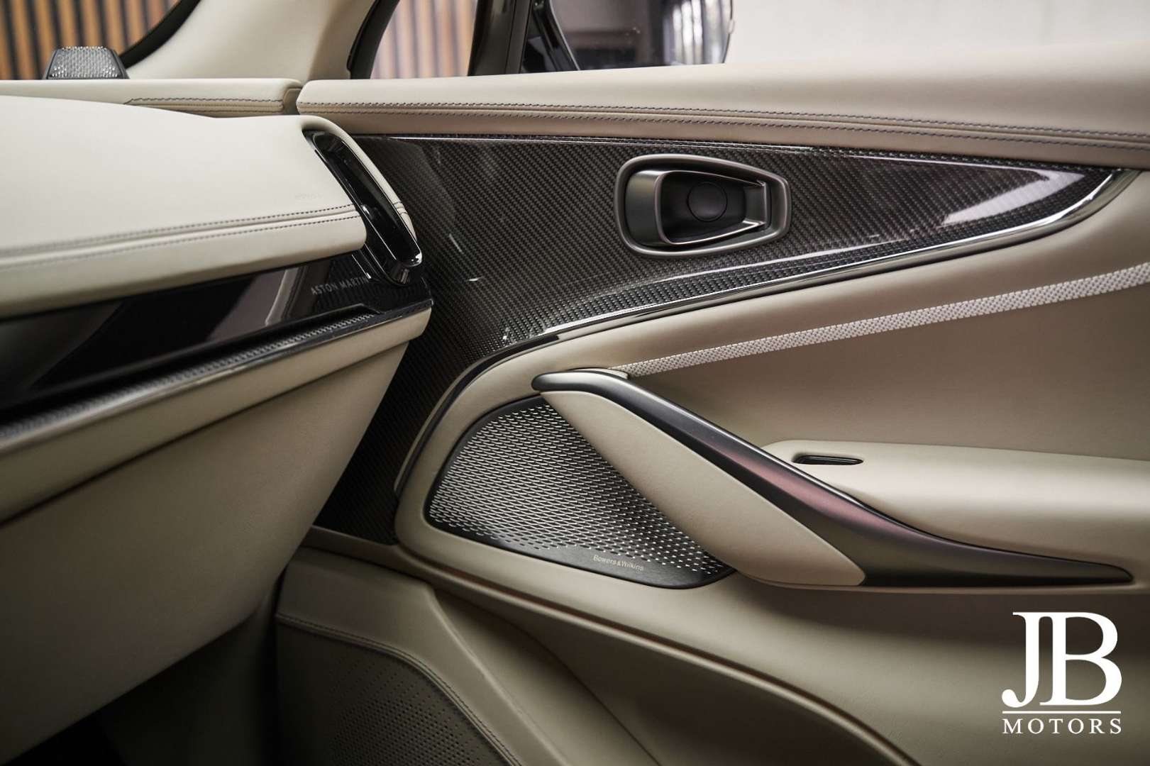 Aston Martin DBX 707 FACELIFT - 2025 - Joinsteer - #48