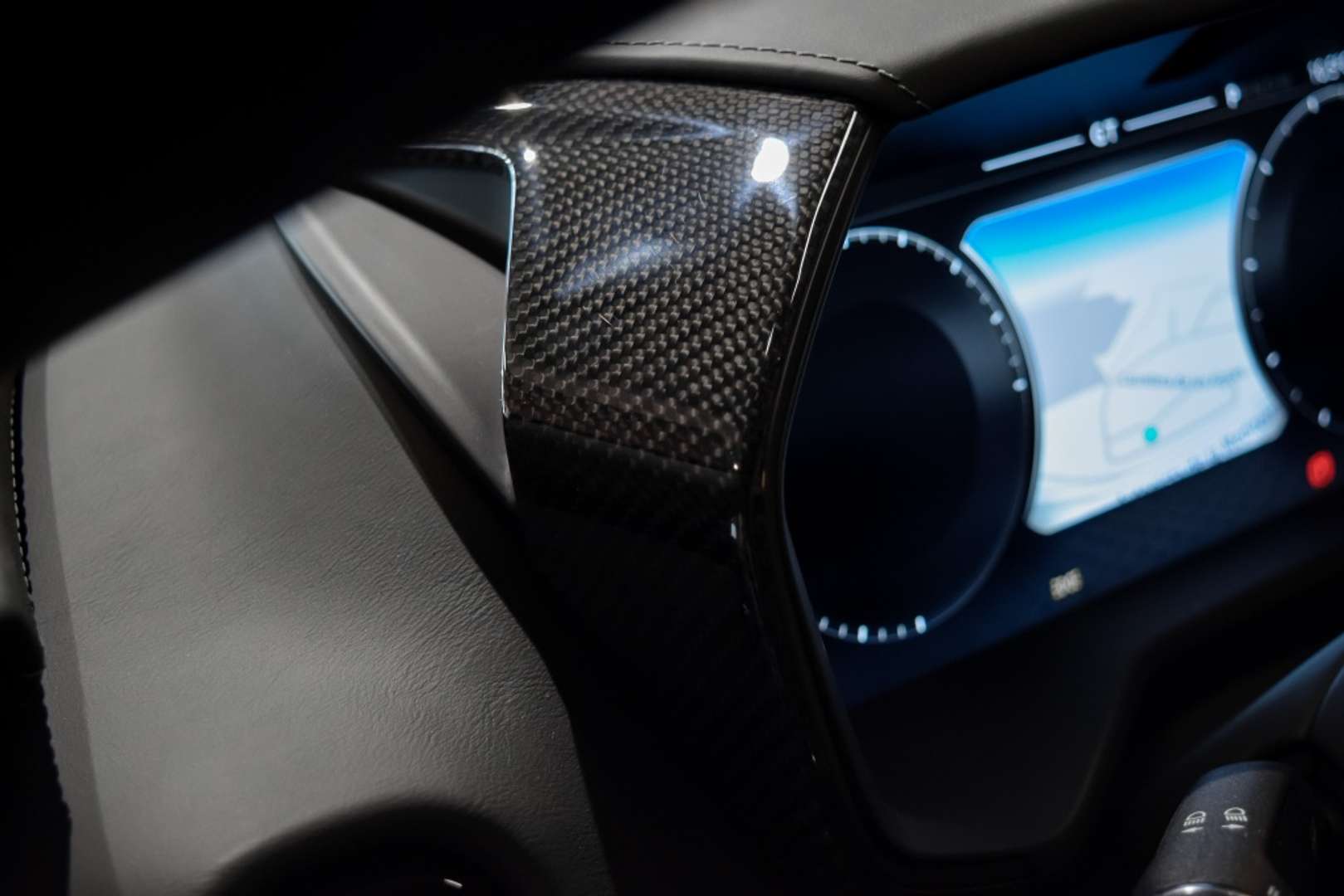 Aston Martin DBX 4.0 AWD - 2026 - Joinsteer - #18