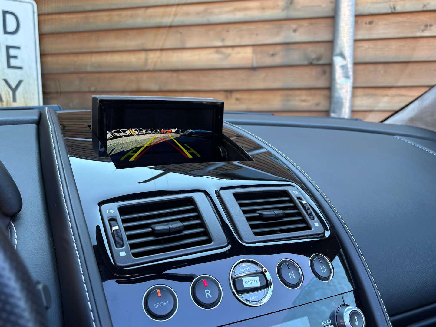 Aston Martin Vantage V8 Roadster - 2014 - Joinsteer - #23