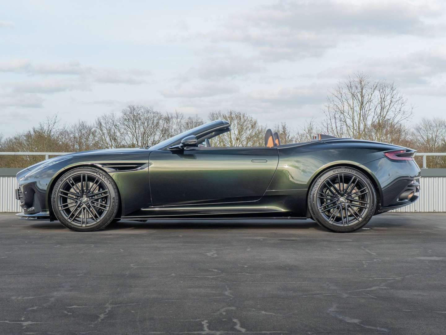 Aston Martin DB12 Volante 4.0 V8 - 2024 - Joinsteer - #3
