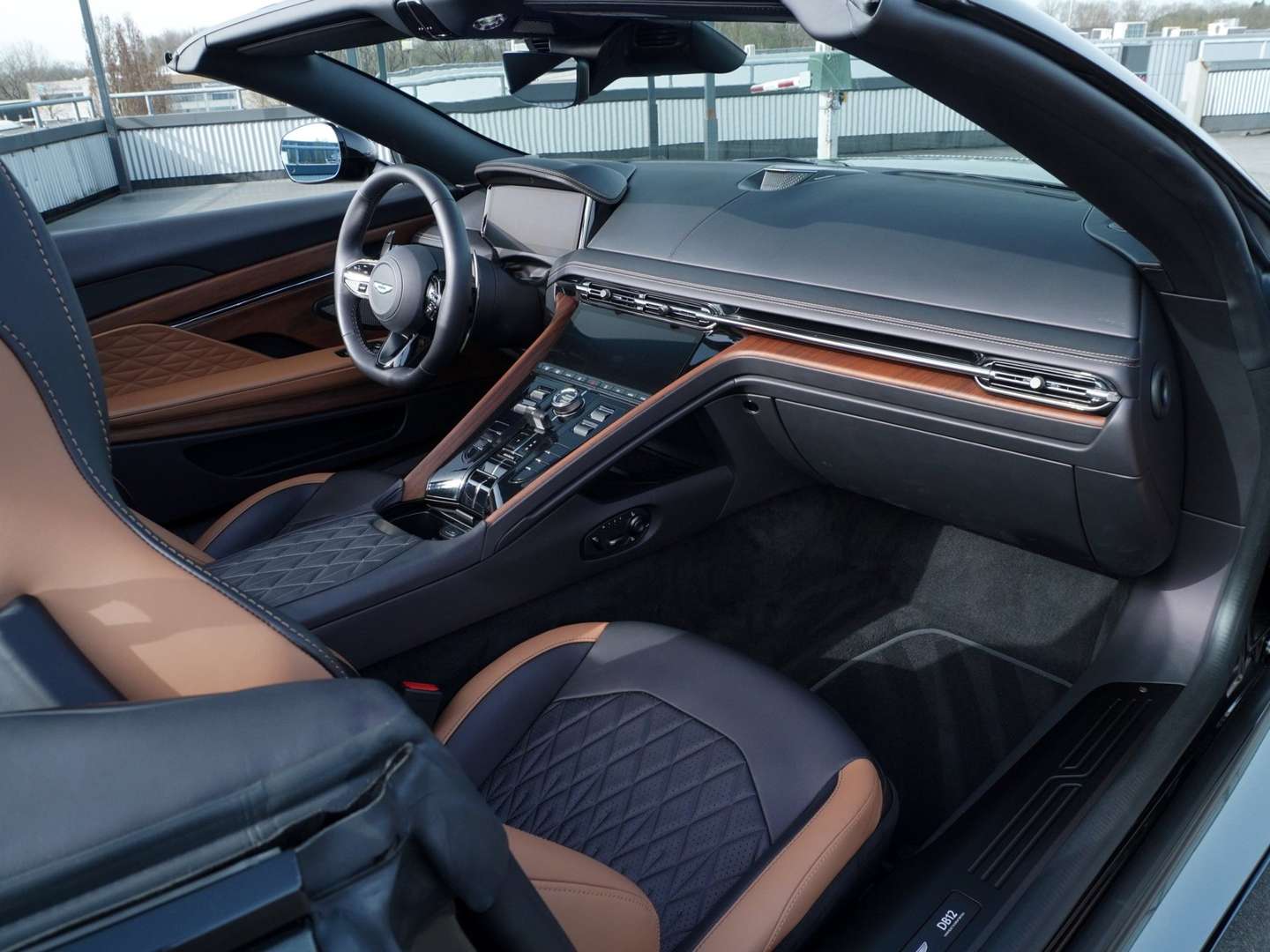 Aston Martin DB12 Volante 4.0 V8 - 2024 - Joinsteer - #17