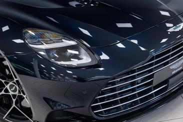 Aston Martin Vanquish Volante — photo 26