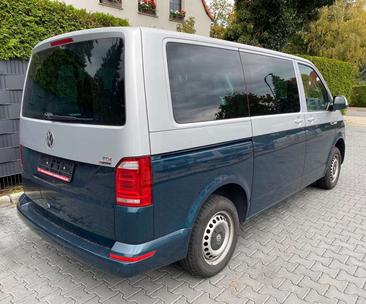 Volkswagen Multivan — photo 4