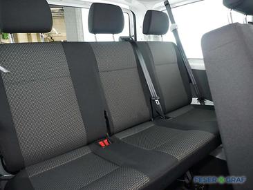Volkswagen Multivan — photo 13