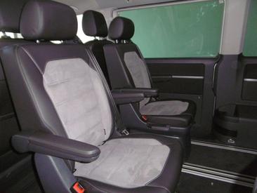 Volkswagen Multivan TDI — photo 11