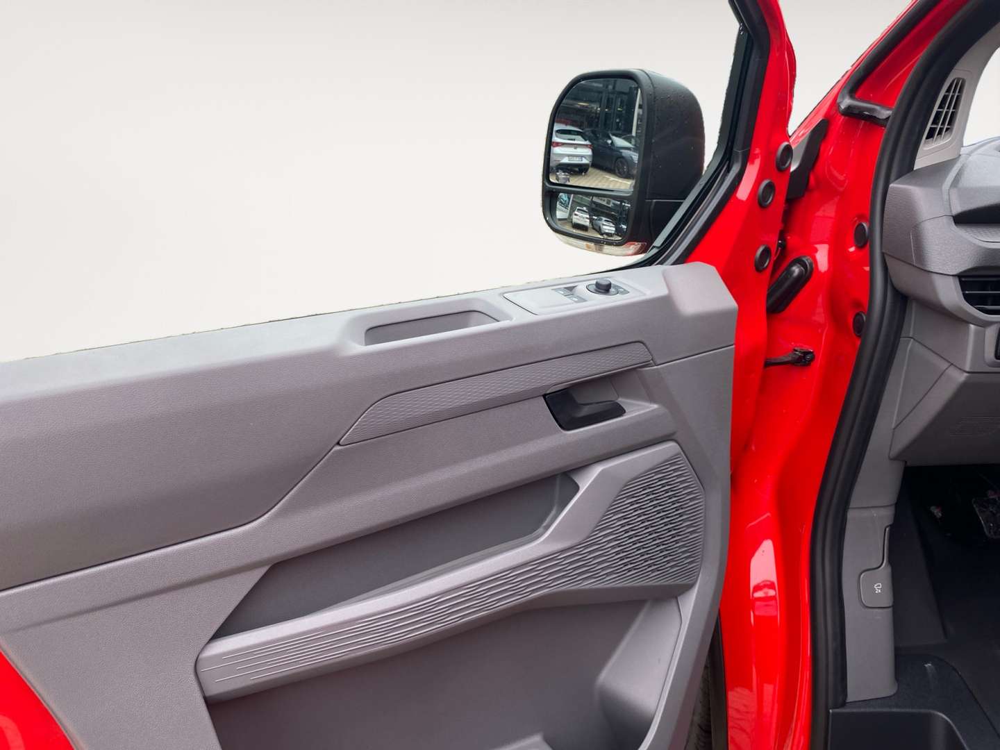Volkswagen Transporter Kasten TDI - 2025 - Joinsteer - #14