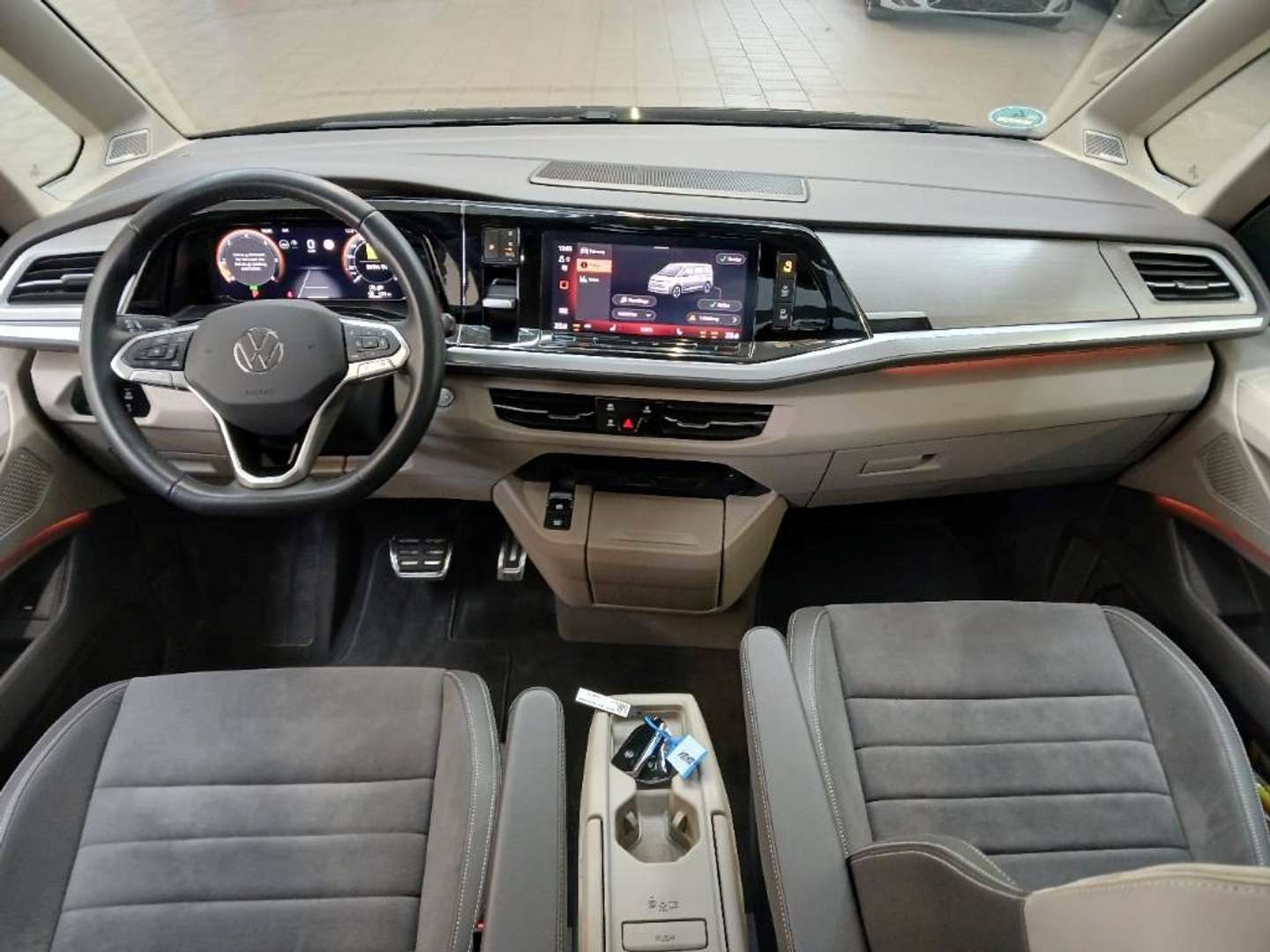 Volkswagen Multivan Style - 2024 - Joinsteer - #9