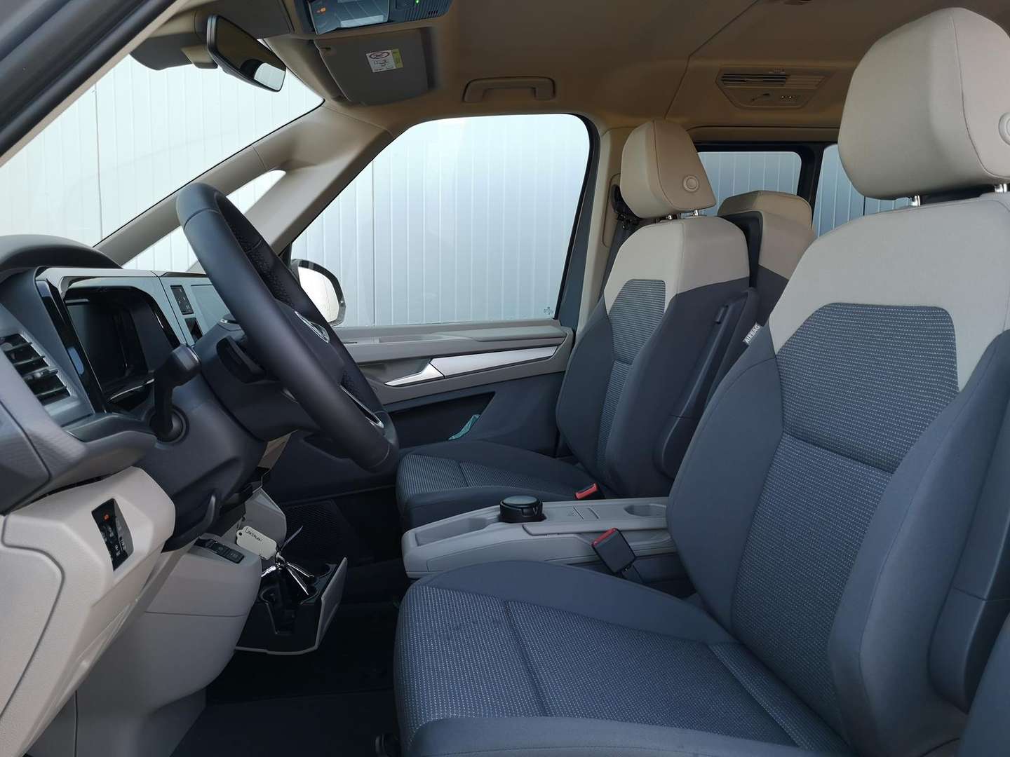 Volkswagen Multivan TDI Sport Edition - 2026 - Joinsteer - #4