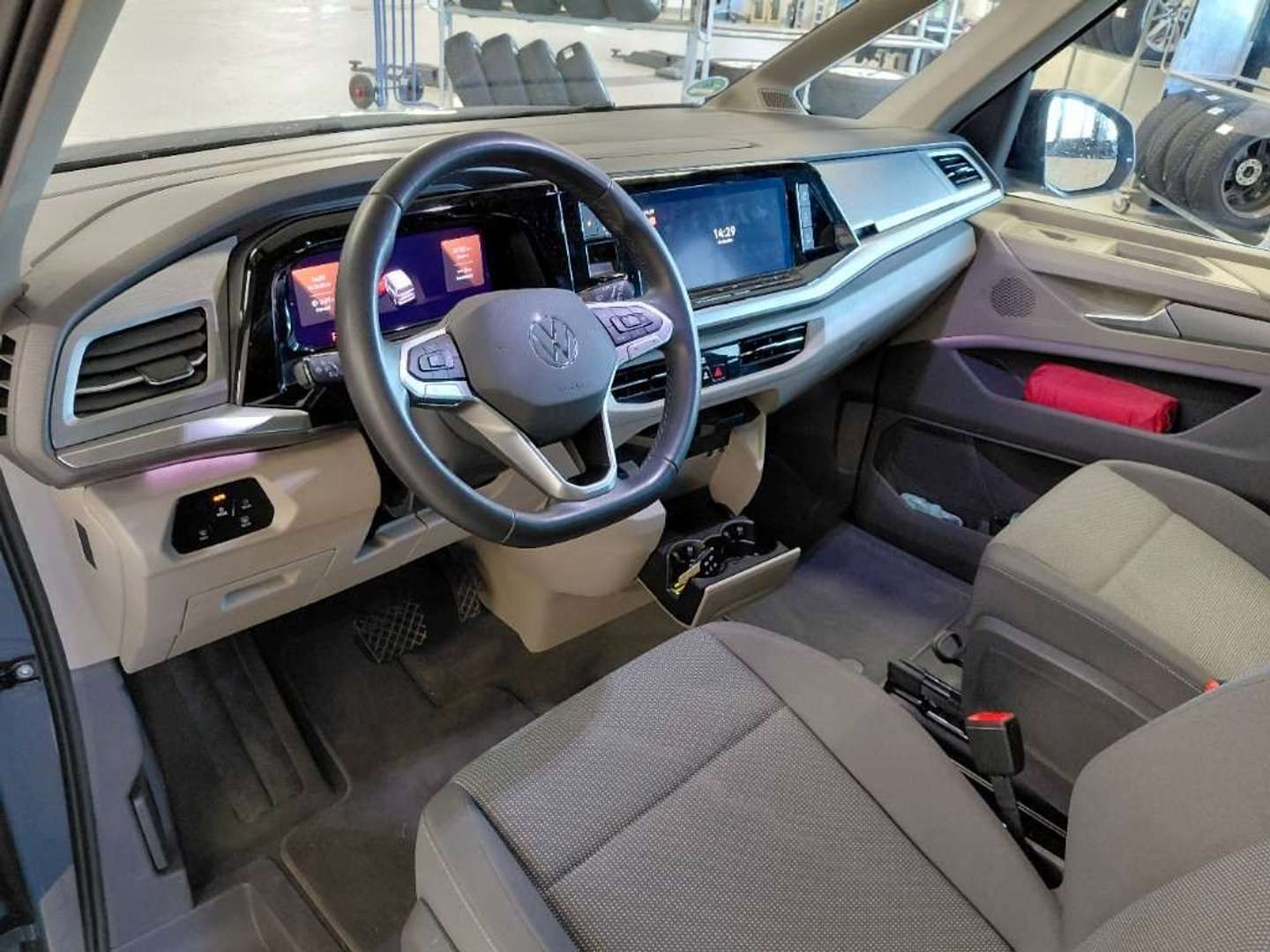 Volkswagen Multivan Life - 2024 - Joinsteer - #4