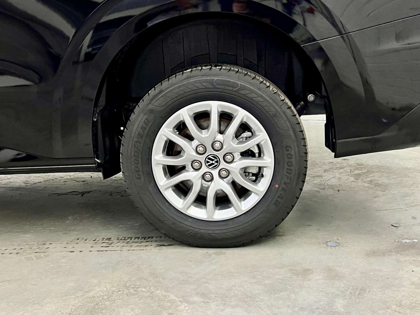 Volkswagen Multivan Kombi 4Motion - 2026 - Joinsteer - #3