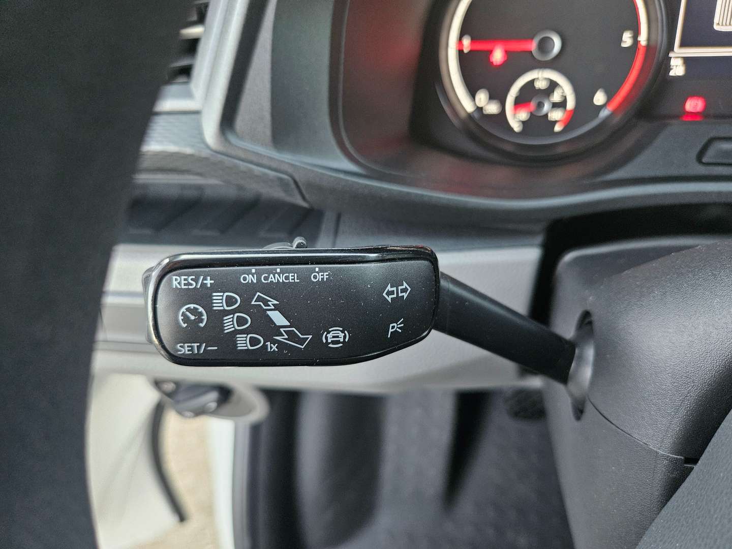 Volkswagen Transporter - 2024 - Joinsteer - #11