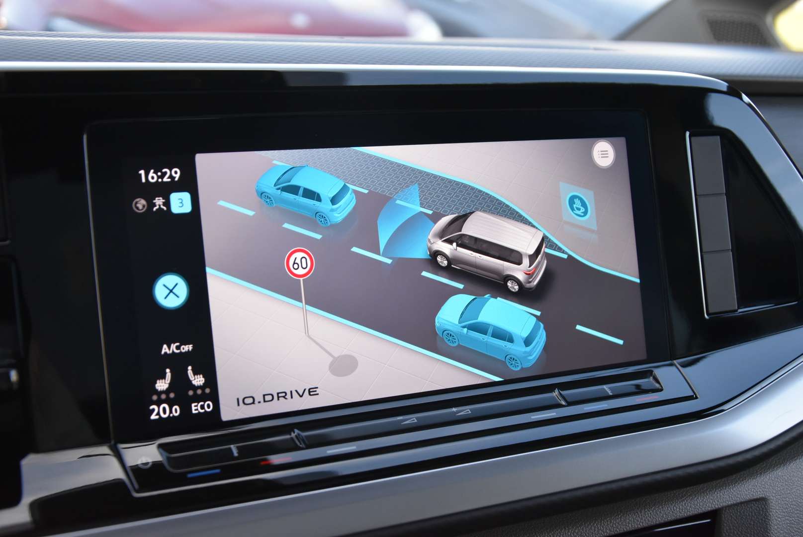 Volkswagen Multivan E-Hybrid Life - 2024 - Joinsteer - #21