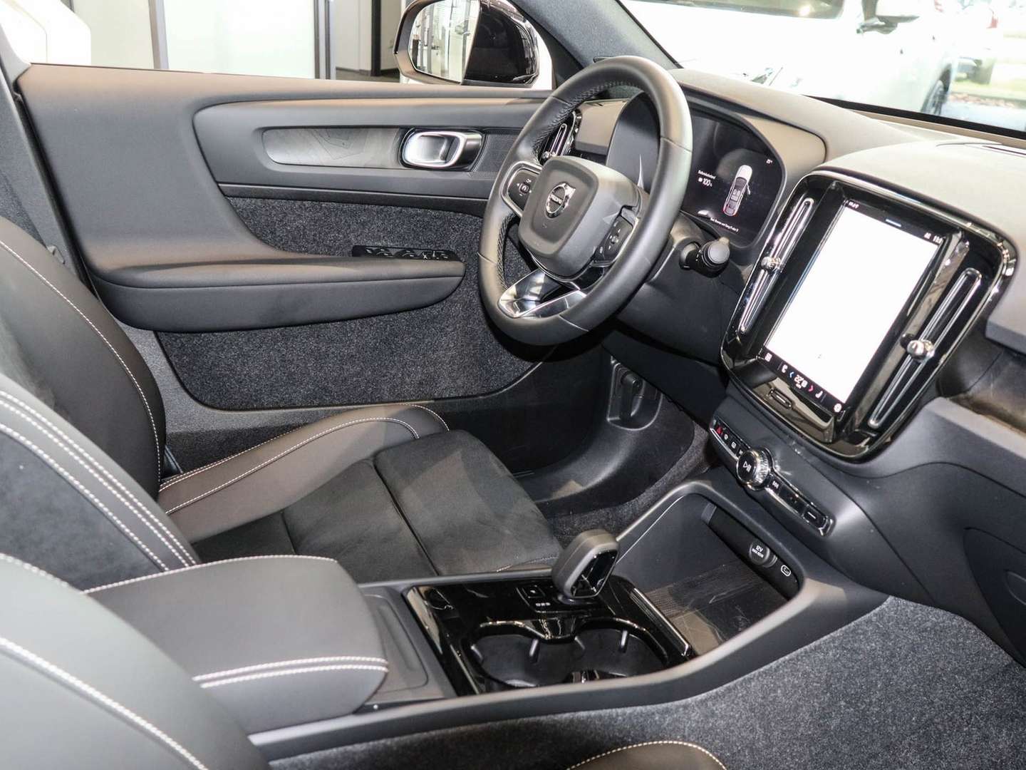 Volvo C40 Recharge PLUS - 2025 - Joinsteer - #3
