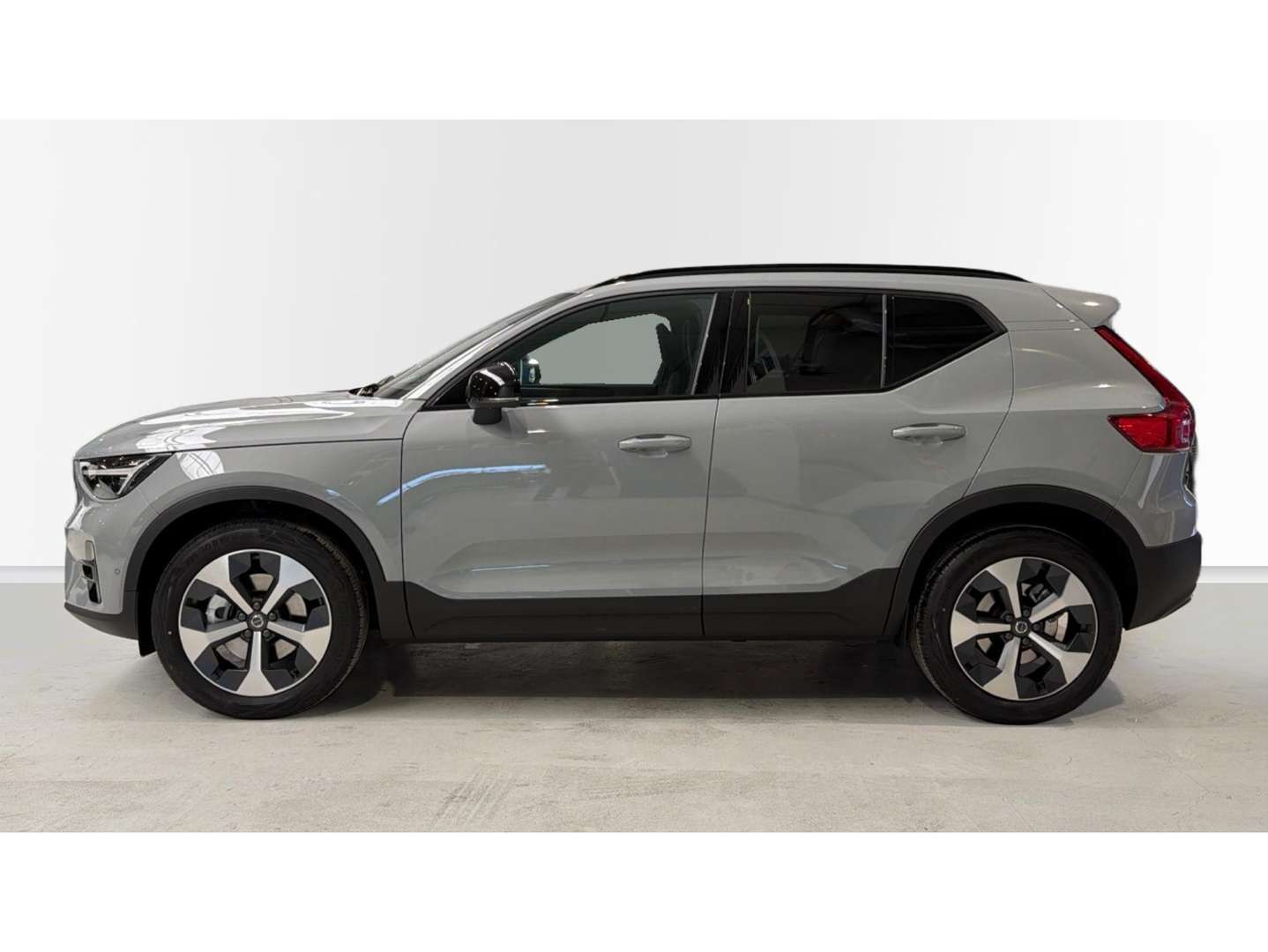 Volvo XC40 B4 Plus - 2025 - Joinsteer - #3