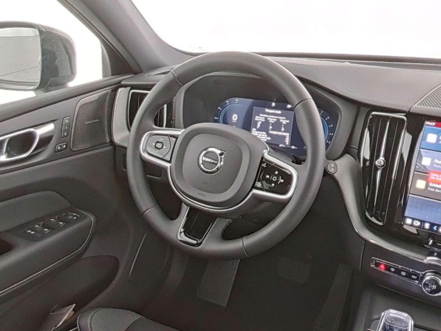 Volvo XC60 B5 Ultra Black Edition - 2025 - Joinsteer - #8