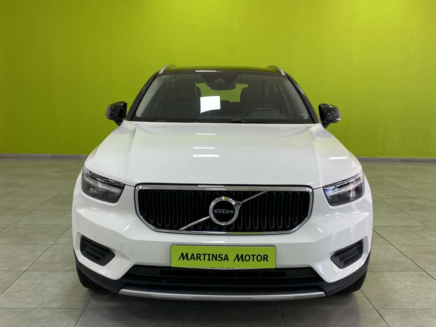 Volvo XC40 B4 Momentum - 2022 - Joinsteer - #1