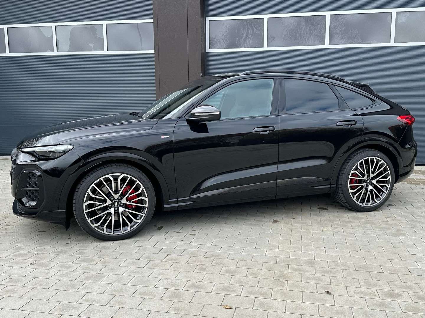 Audi Q5 Sportback Black Plus TDI - 2026 - Joinsteer - #3