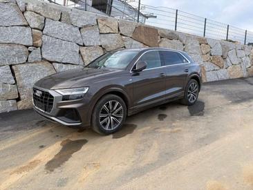 Audi Q8 S Line 50 TDI — photo 2
