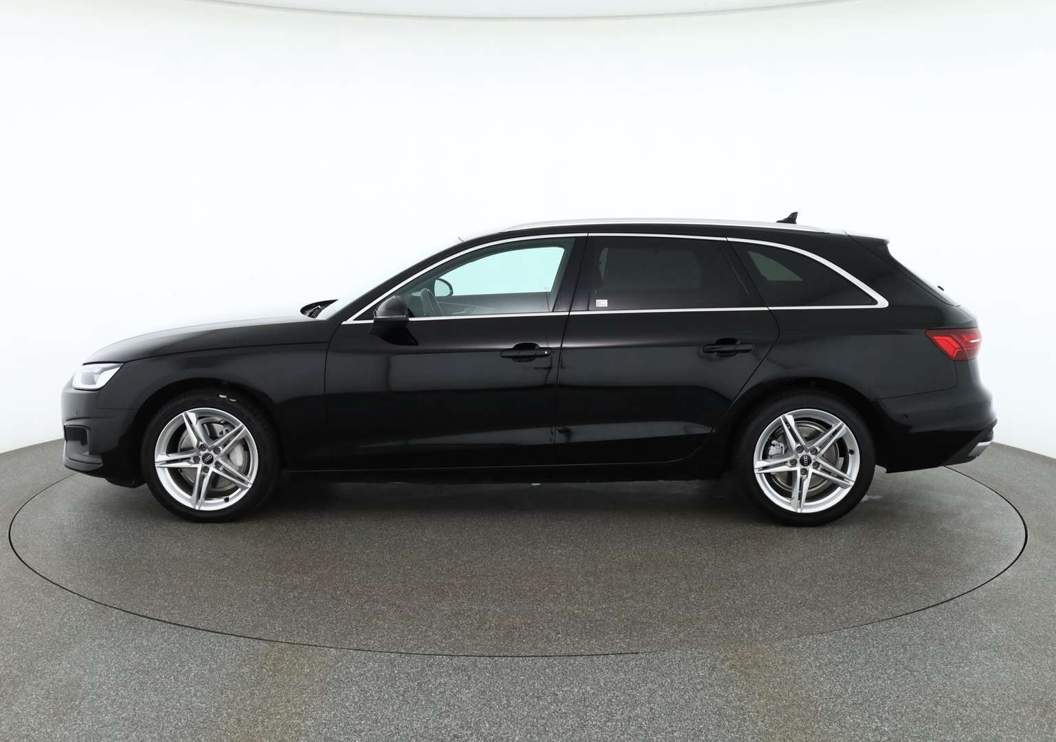Audi A4 Avant 40 TDI - 2021 - Joinsteer - #1