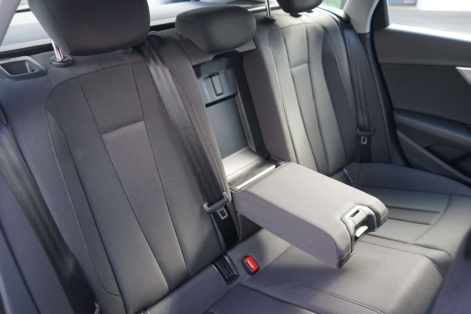 Audi A4 Avant 30 TFSI - 2018 - Joinsteer - #6