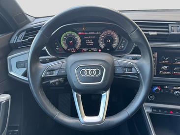Audi Q3 45 TFSIe — photo 6